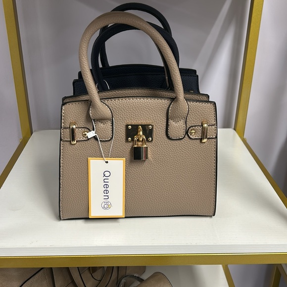 Small Satchel Purse - Picture 4 of 4